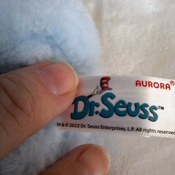 2022 Aurora Dr Seuss Horton Hears A Who Palm Pal Plush Blue Elephant 6" - Picture 4 of 6